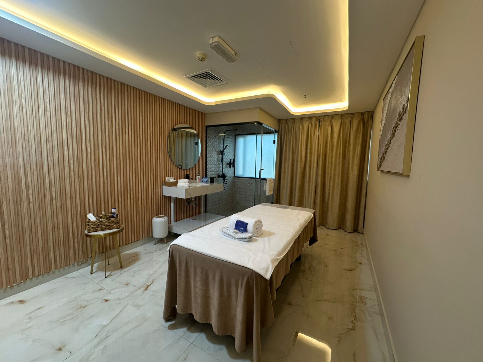 WhatsApp Image 2025-11-10 at 17.30.00